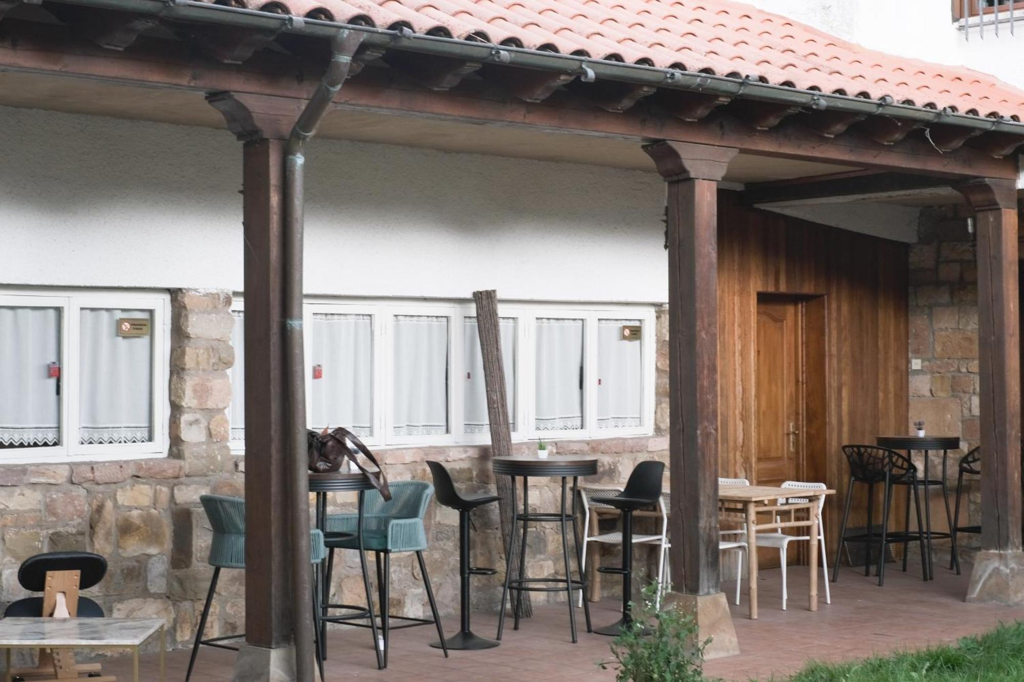Posada La Estela De Barros Corrales De Buelna Екстер'єр фото